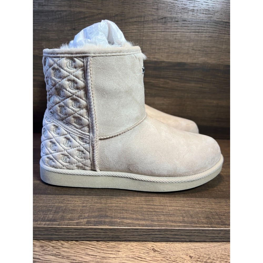 NWB Juicy Couture Womens Kave Winter Boots 7M Faux Suede Pull On Beige